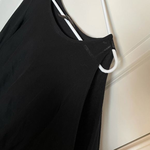 BCBG MAXAZRIA Off the shoulder shirt - Picture 3 of 4